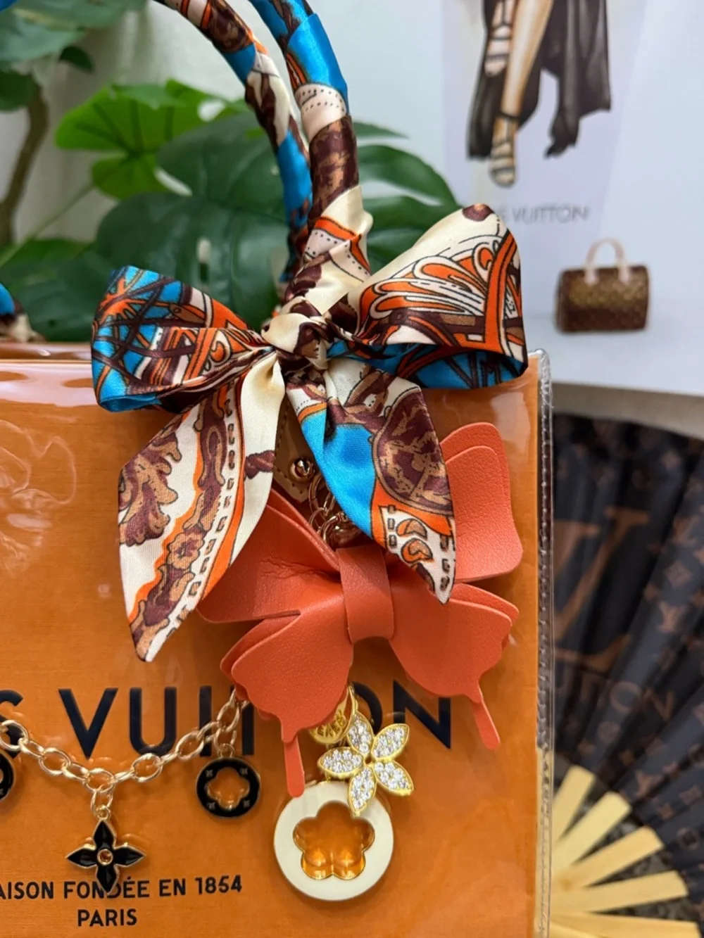 🧡🩵 Louis Vuitton Gift Tag Tote 🩵🧡 - Picture 3 of 7
